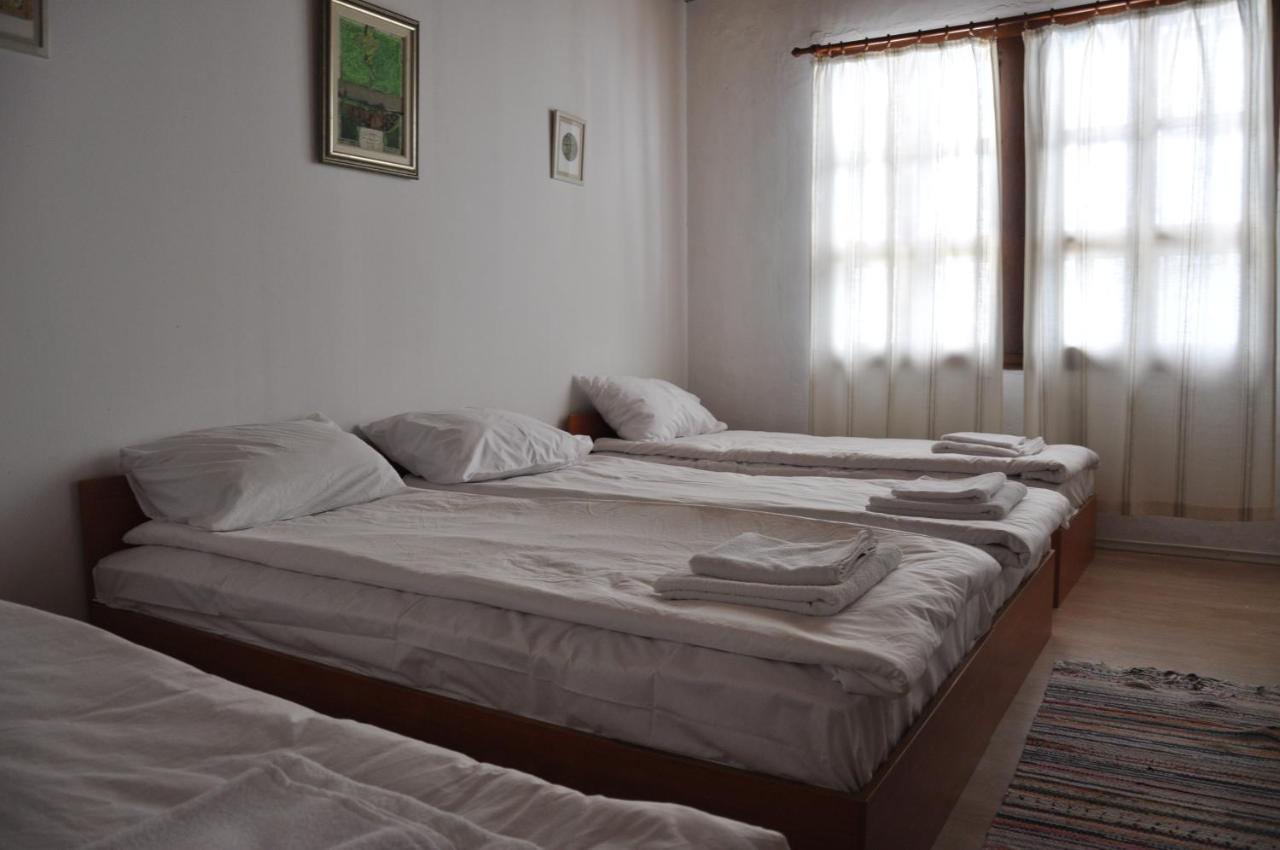 Architects House Hostel เวลีคอเทอร์โนโว ภายนอก รูปภาพ